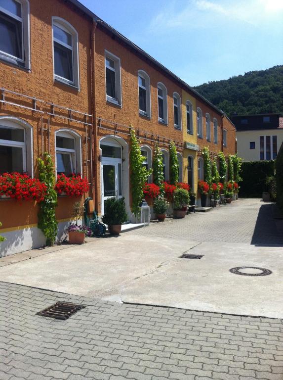 An Der Porzellan-Manufaktur Pension Майсен Екстериор снимка